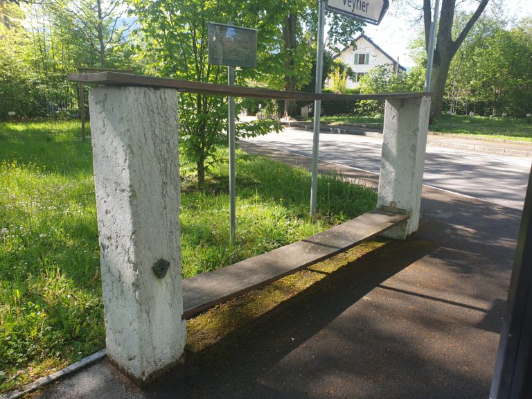 Le banc reposoir de Chêne-Bougeries