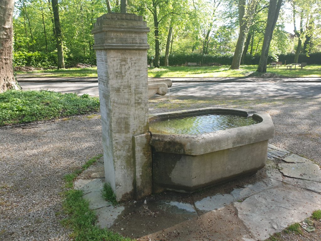 Le banc reposoir de Chêne-Bougeries